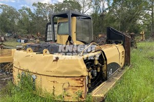 2005 Caterpillar 322B FM  Part and Part Machine